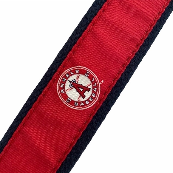 Men’s LA Angels Vineyard Vines Red MLB Canvas Belt - Picture 13 of 14